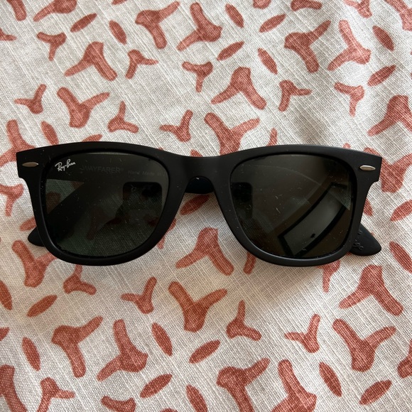 Men’s Ray-Ban sunglasses - Picture 1 of 6